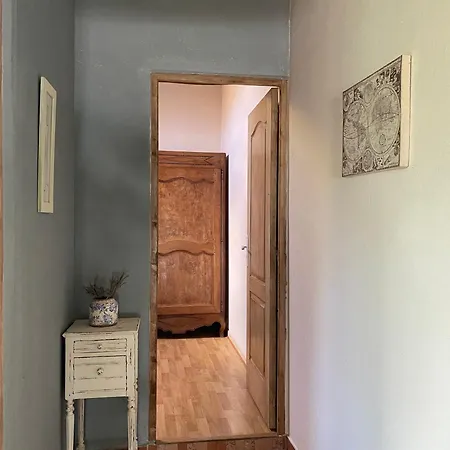 La Frapperie Bed & Breakfast 3*