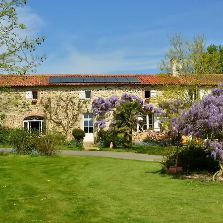 La Frapperie Bed & Breakfast 3*